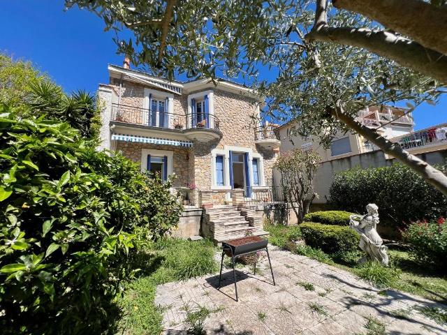 Maison 160M2 2 Appartements Garage Et Jardin 160m² Villeneuve lès Béziers