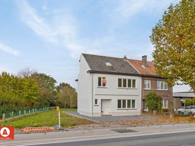 Maison 161 m² 3 Ch à vendre à Ternat