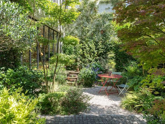 Maison avec jardin et terrasse