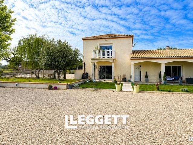 Maison 16 pièces 243 m²