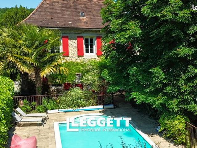 Maison 16 pièces 254 m²