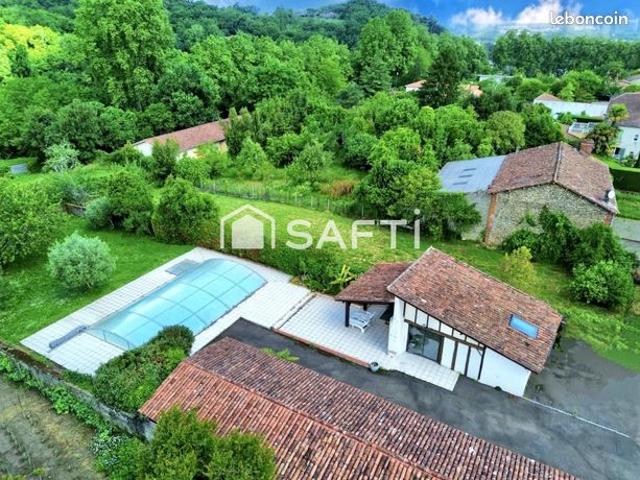 Maison 16 pièces 280 m²