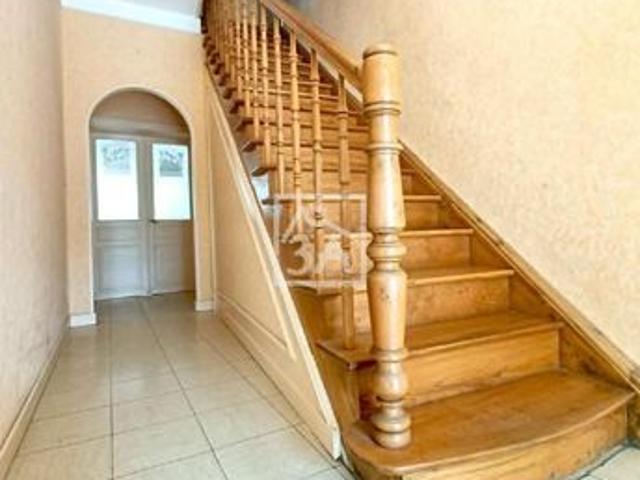 Maison 16 pièces 281 m²