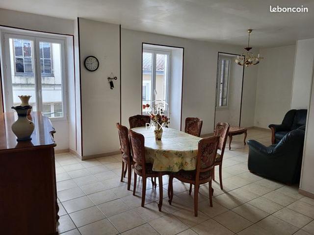 Maison 16 pièces 356 m²