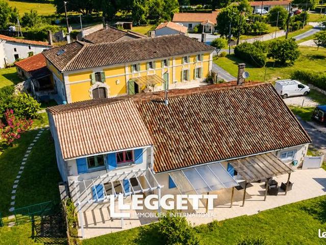 Maison 16 pièces 364 m²