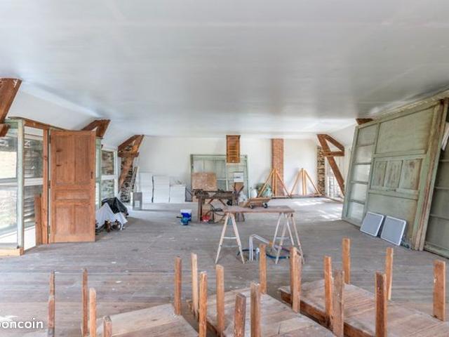 Maison 16 pièces 386 m²