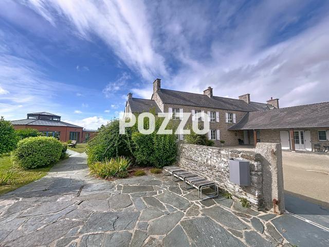 Maison 16 pièces 394 m²