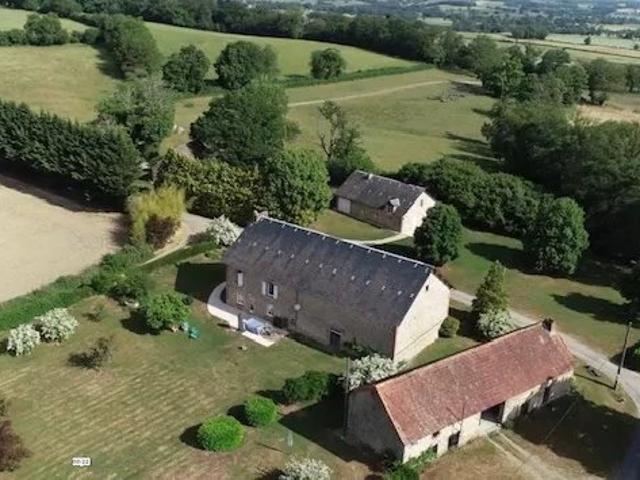 Maison 16 pièces 314 m²