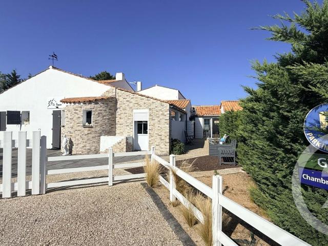 Maison 16 pièces 323 m²