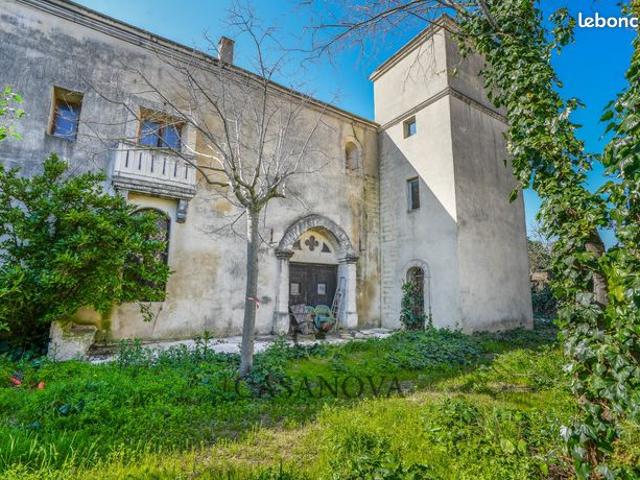 Maison 16 pièces 450 m²