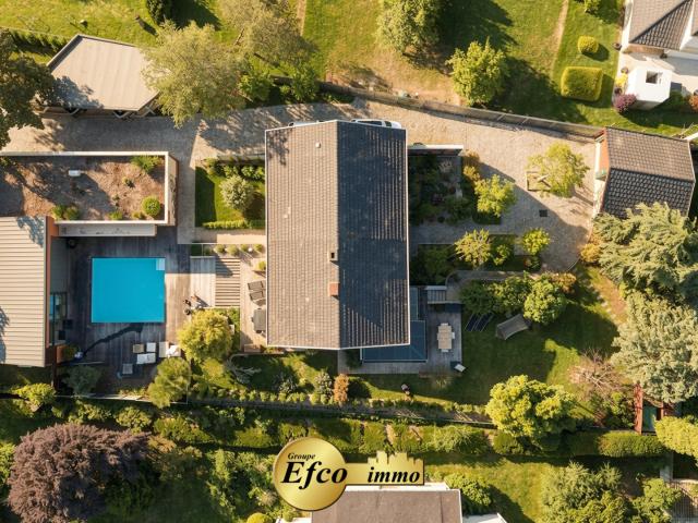 Maison 16 pièces 400 m²