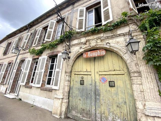 Maison 16 pièces 425 m²