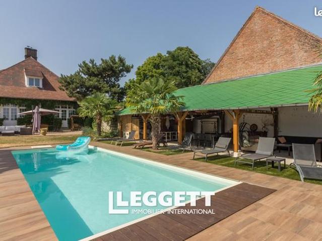 Maison 16 pièces 595 m²