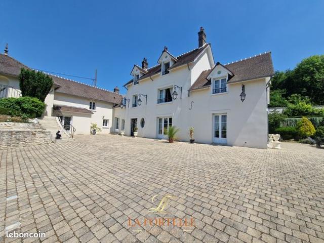 Maison 16 pièces 523 m²