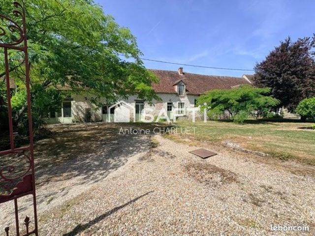 Maison 16 pièces 520 m²
