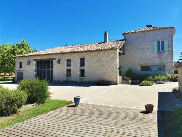 Maison 16 pièces 610 m²
