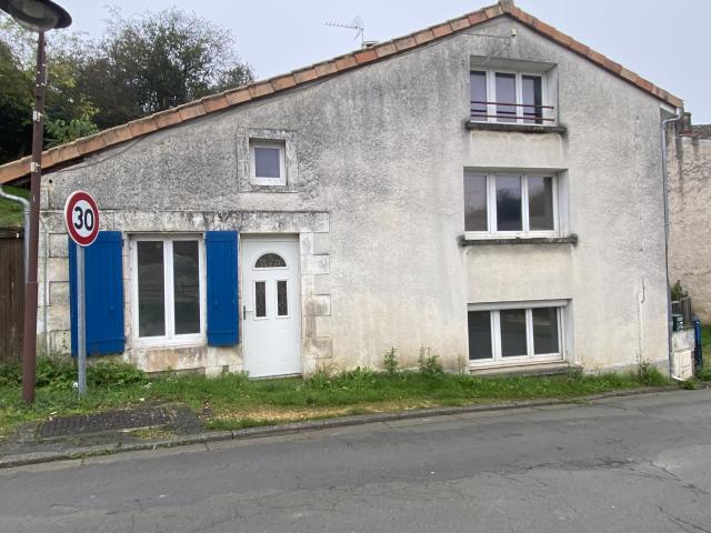 Maison 175 m2 Bourg Iteuil