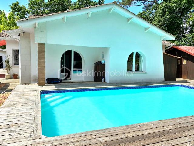 MAISON, 175M2, 4 CHAMBRES, PISCINE AU BORD DU BASSIN D'ARCACHON