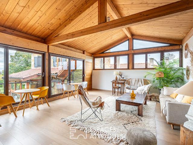 Maison contemporaine avec jardin