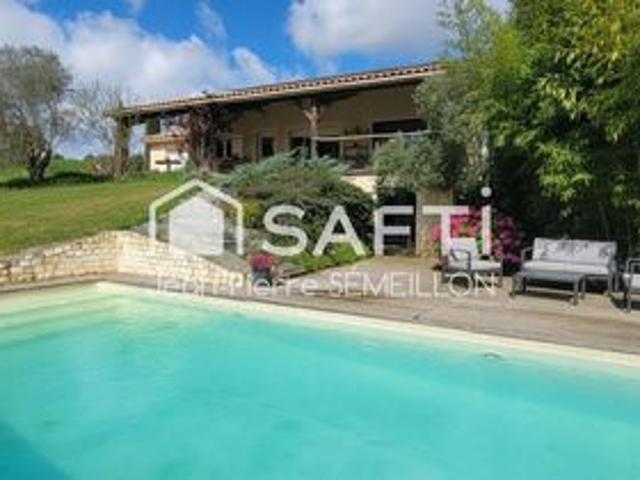 Maison 176 m² plain pied 3 chambres avec piscine