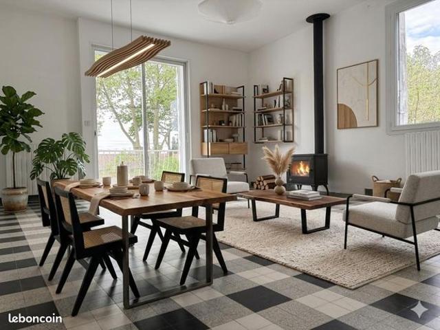 Maison 179 m² Bressols