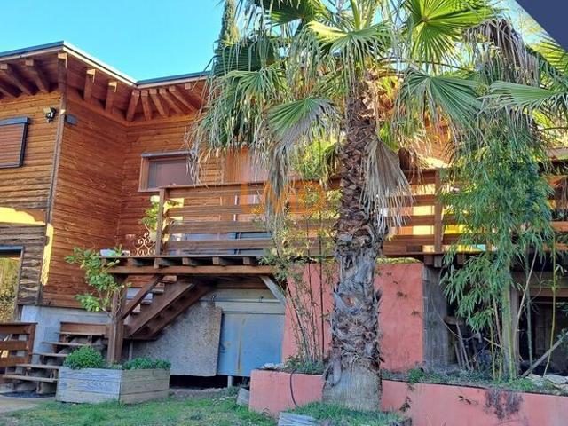 Maison 8 pièces 200 m²