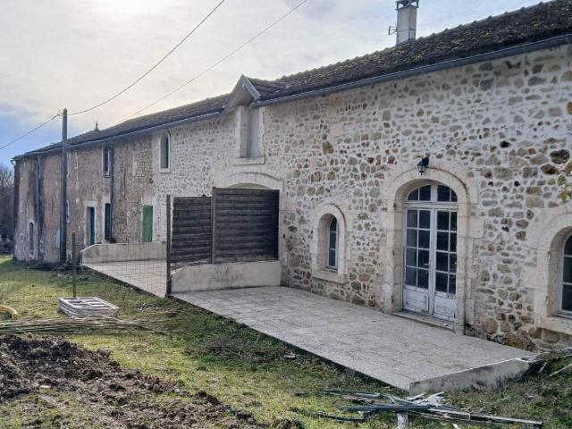 Maison 17 pièces 342 m²