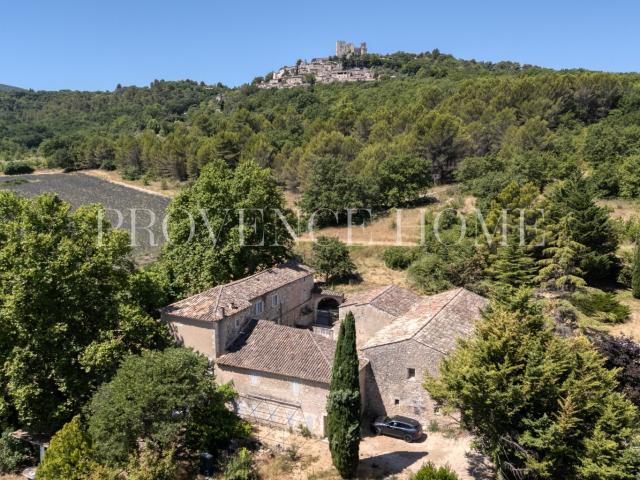 Maison 17 pièces 350 m²