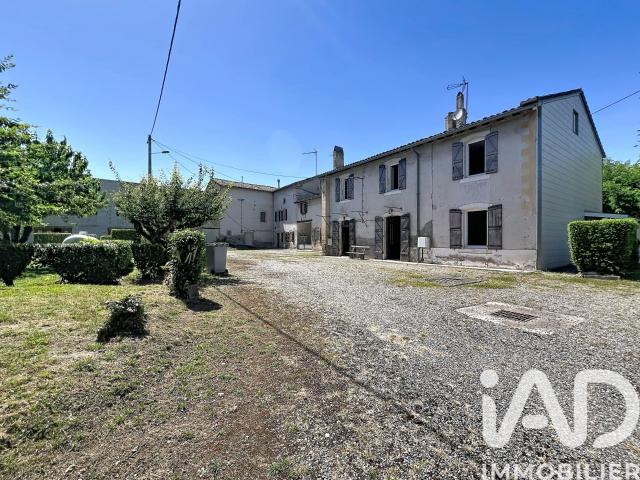 Maison 17 pièces 363 m²