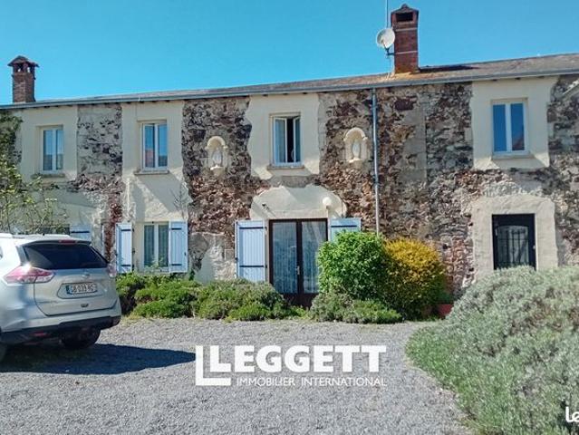 Maison 17 pièces 363 m²