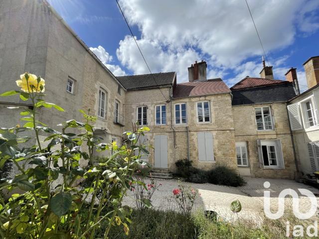 Maison 17 pièces 360 m²