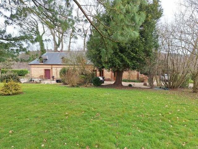Maison 17 pièces 300 m²
