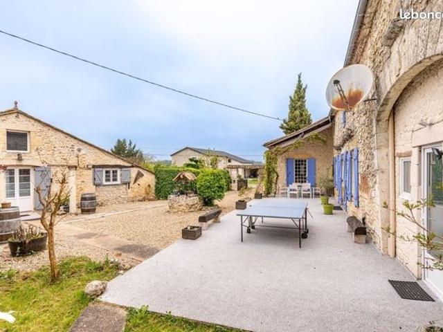Maison 17 pièces 440 m²