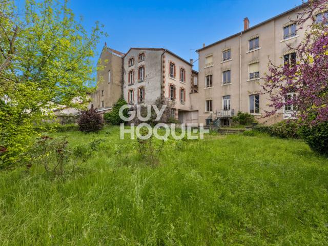 Maison 17 pièces 446 m²