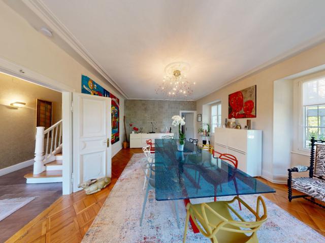 Maison 17 pièces 465 m²