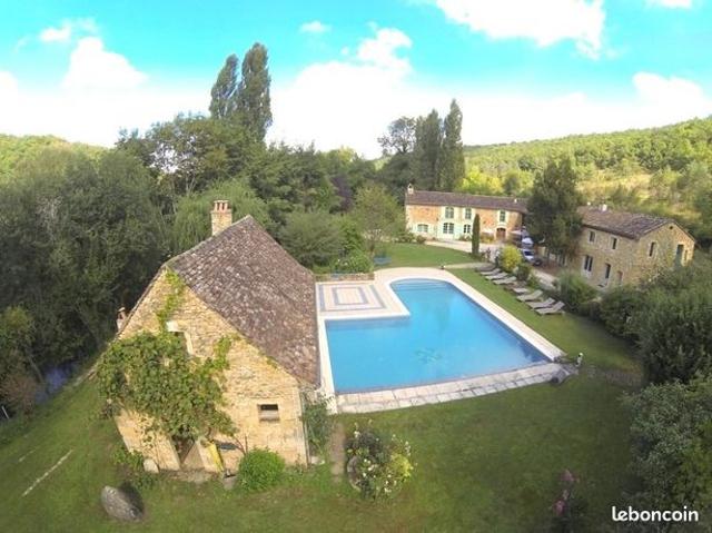 Maison 17 pièces 476 m²