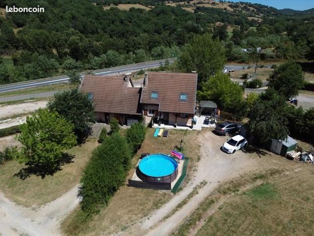 Maison 17 pièces 407 m²