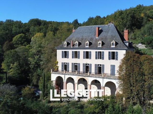 Maison 17 pièces 690 m²