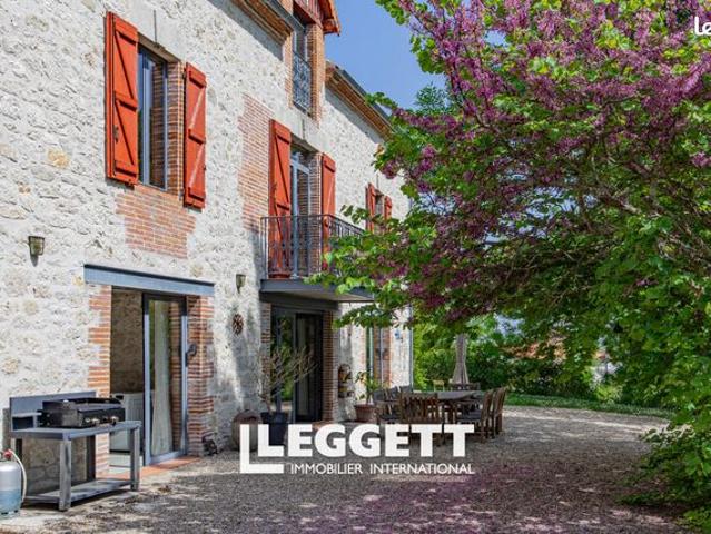 Maison 17 pièces 710 m²