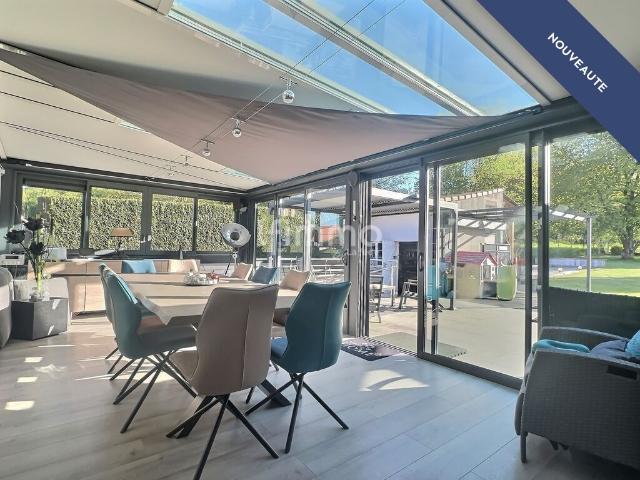 Maison 186,37 m2 T6/7 avec véranda