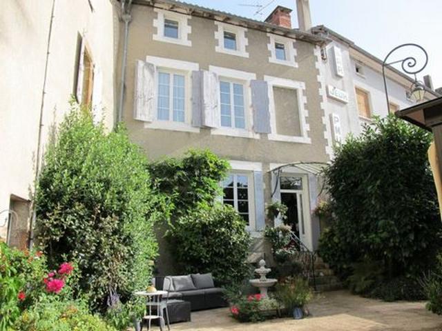 Maison 189 m2 confolens