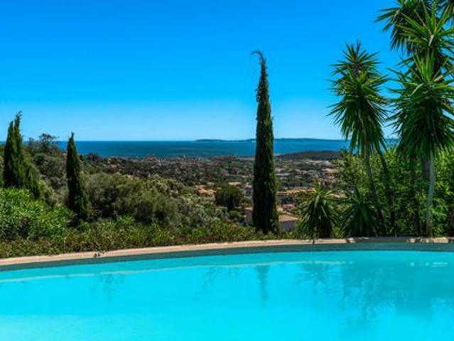Maison 180 m2 BORMES LES MIMOSAS