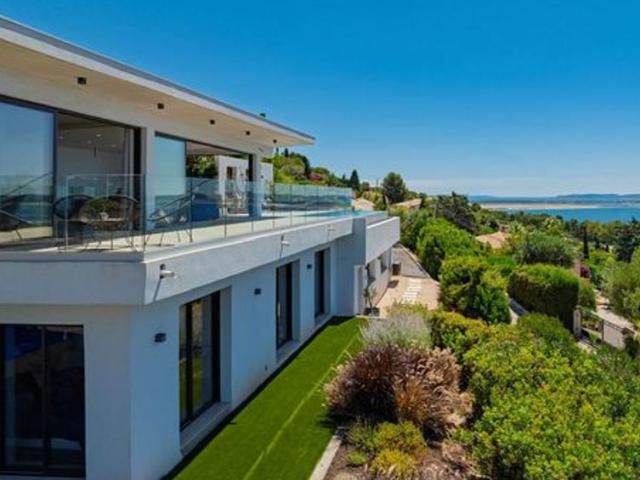 Maison 180 m2 CARQUEIRANNE