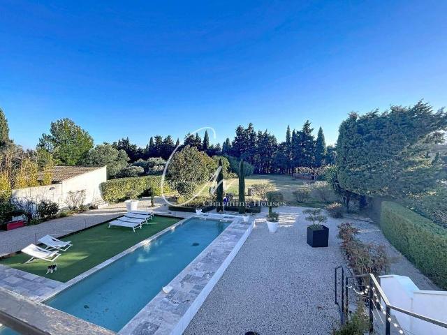 Maison 180 m2 Paradou