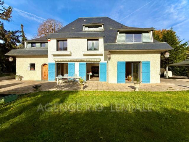 Maison 180 m2 7 pièces