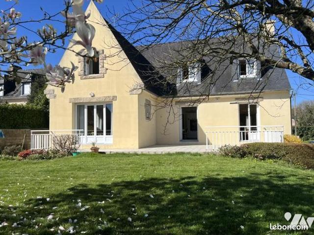 Maison 180 m² ROSTRENEN