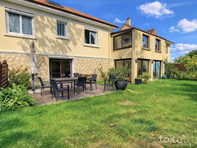 Maison 181 m2 9 pièces