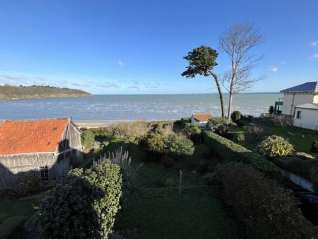 Maison 181 m² Bord de mer