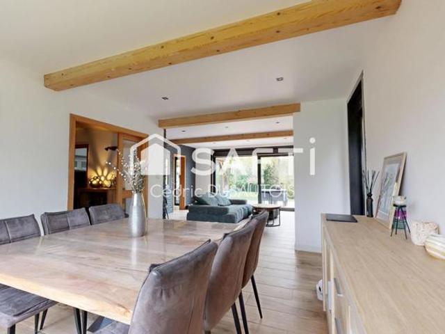 Maison 182 m2 5 ch Terrain 1335m2 au calme