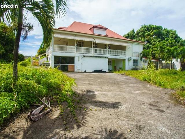 Maison 182 m² Lamentin